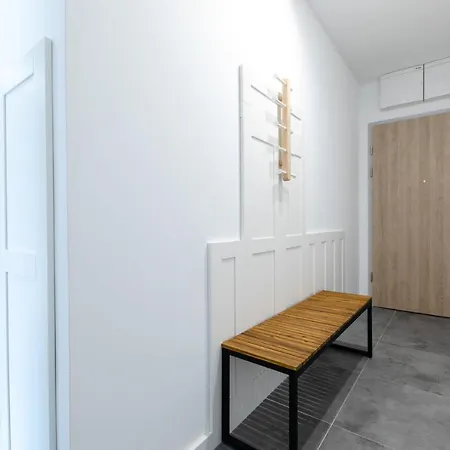 Apartment Marina Polwysep *